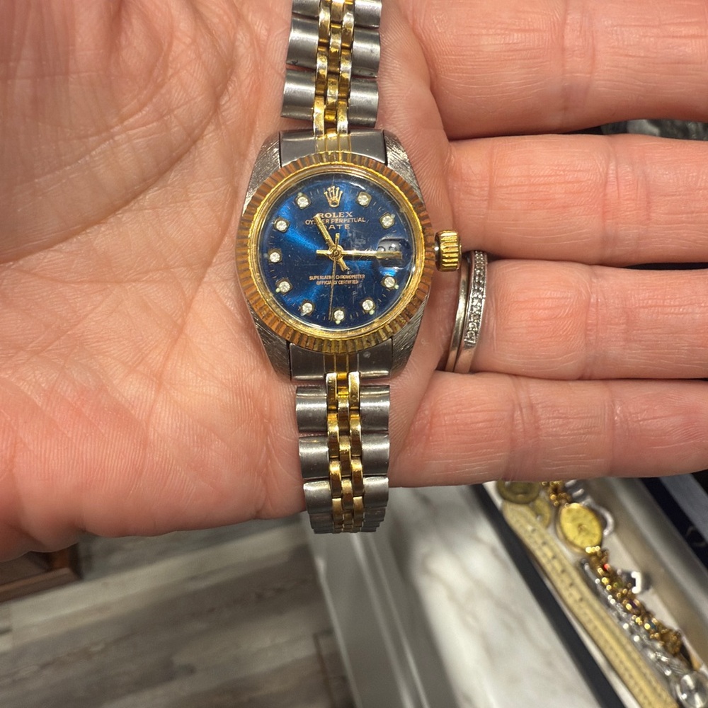 Vintage Perpetual Oyster Date Rolex.